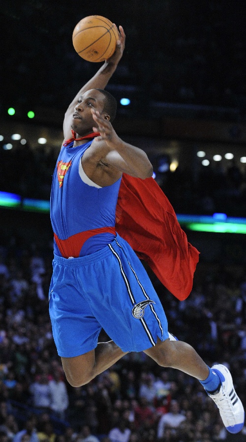 在重庆铜梁备战期间，U16国足参观了邱少云烈士纪念馆（U16国足重庆铜梁备战之余参访邱少云烈士纪念馆）