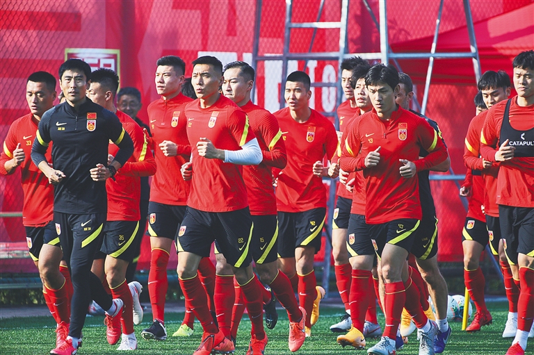 马塞利诺：我们没有尊重帕福斯，若对手是曼城表现不会这么差（马塞利诺：对帕福斯缺乏应有尊重，若换成曼城我们不会踢得这么差）