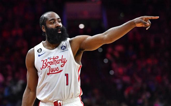 德转预热戴维身价：最高4500万欧不变，最低下跌至3000万欧（德转前瞻戴维估值：上限维持4500万欧，下限下调至3000万欧）