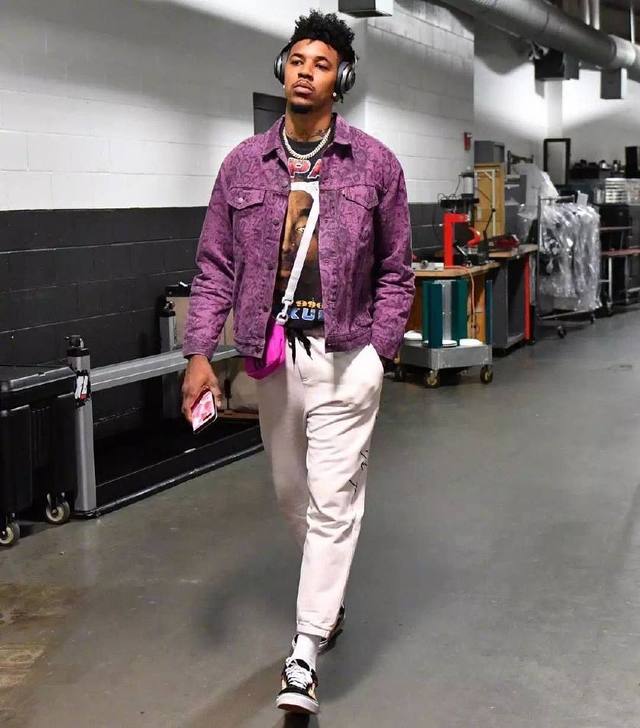 篮球火箭官方公布新赛季球衣设计（火箭队官宣新赛季战袍设计）