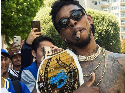 官方：阿拉维斯球迷可前往诺坎普现场观看客战巴萨的比赛（官方：阿拉维斯球迷获准赴诺坎普现场观战客场对阵巴萨）