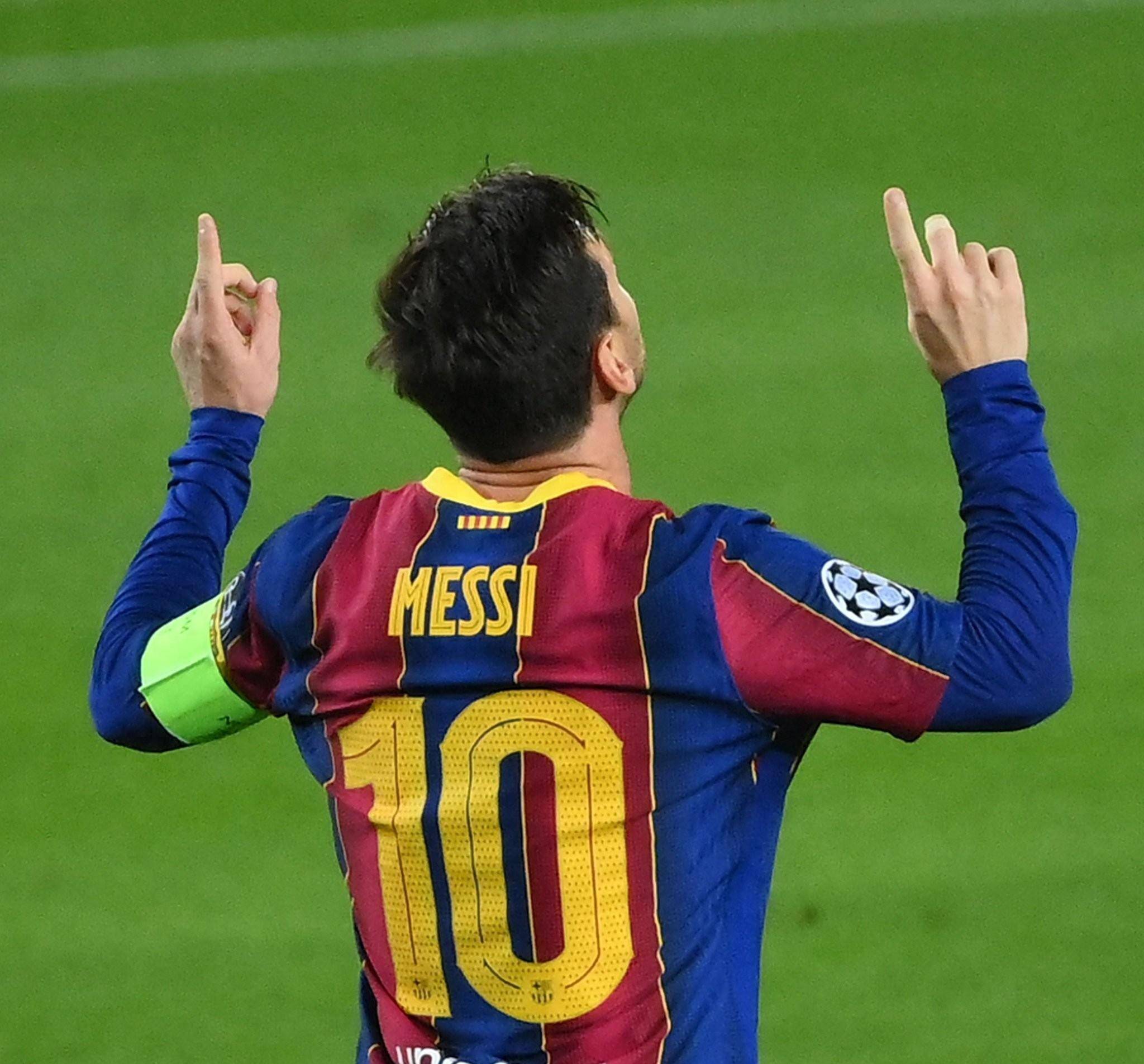 沙特记者：萨拉赫冬窗加盟沙特联赛近乎不可能，除非有奇迹（沙特记者称：除非出现奇迹，萨拉赫今冬几乎不可能转投沙特联赛）