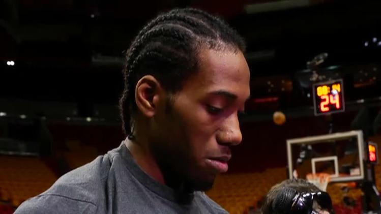 足坛年度十大新闻出炉，各界议论不断（年度足坛十大要闻揭晓，引发各界热议）