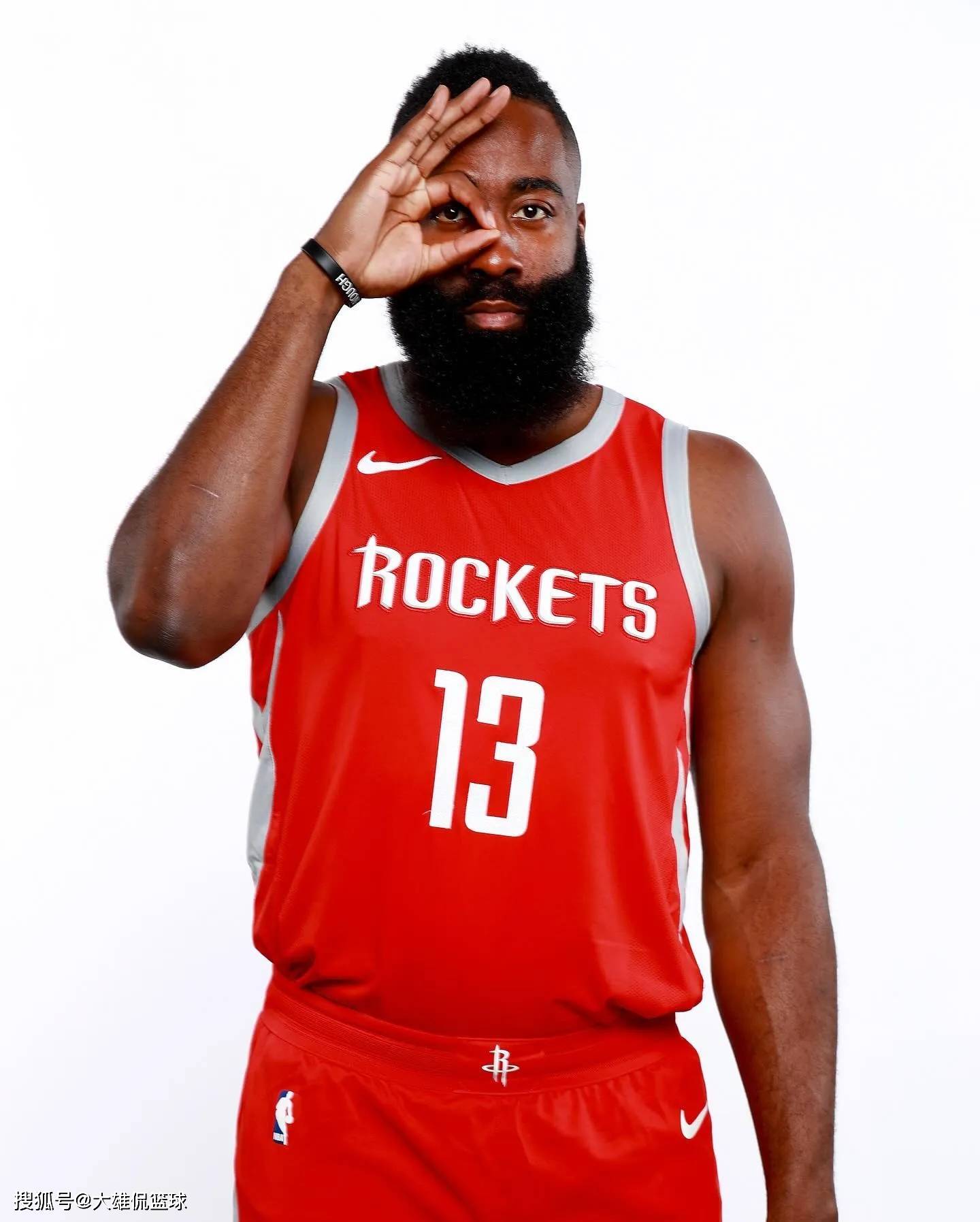 CBA球员最佳阵容提名：前三竞争激烈,（CBA最佳阵容提名出炉：前三之争白热化）