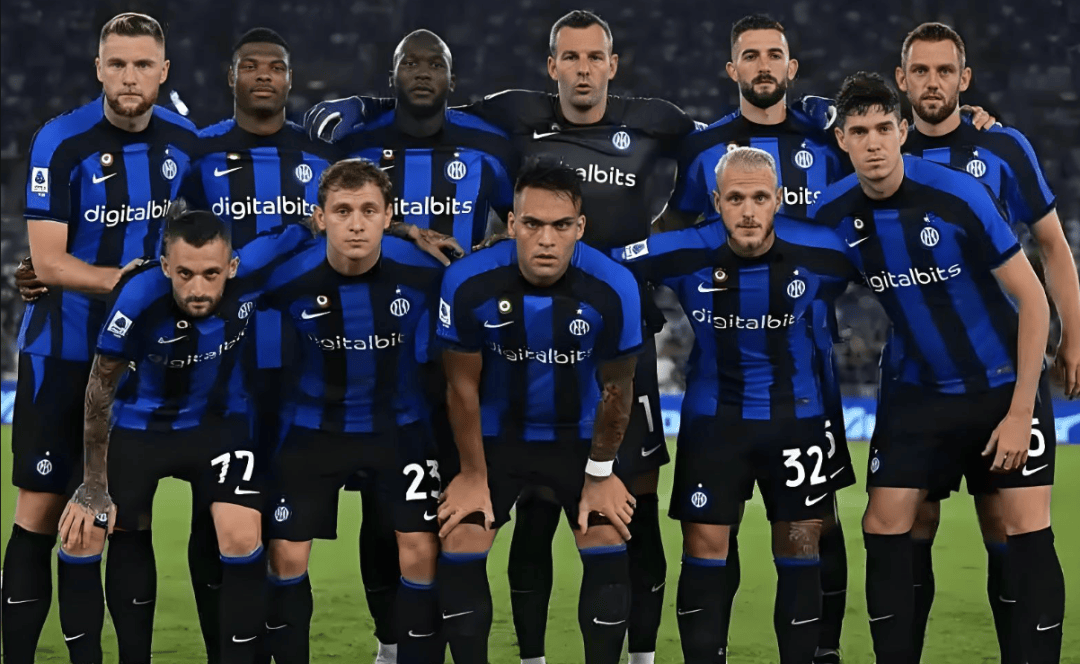 巴萨对阵马竞大名单：莱万、拉菲尼亚、亚马尔领衔，德容缺阵（巴萨战马竞名单出炉：莱万、拉菲尼亚、亚马尔压阵，德容缺席）