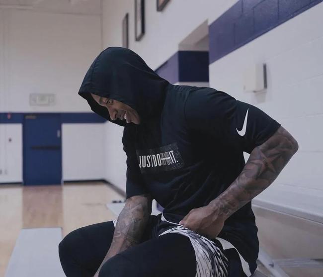 马塞洛：我很喜欢姆巴佩，本想和他并肩作战但他来皇马有点晚（马塞洛：我很欣赏姆巴佩，原本希望与他并肩作战，可惜他来皇马晚了一步）